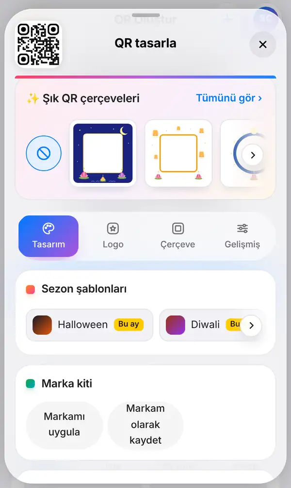 QR kodun altında açık tasarım paneli; üstte bayram çerçeveleri ve seçili Tasarım sekmesi