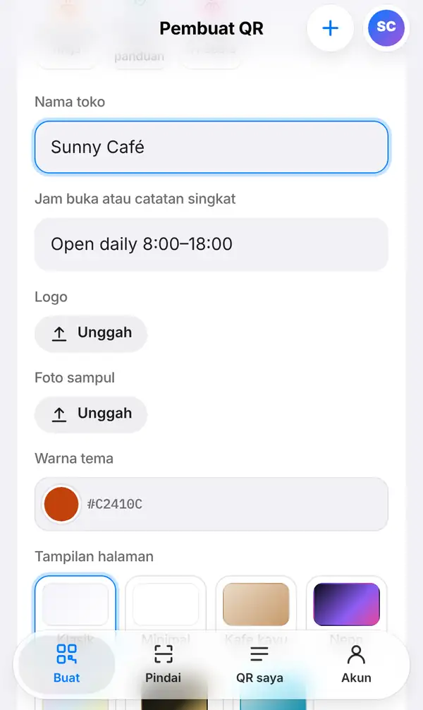 Bagian atas pembuat menu dengan nama toko Sunny Café, jam buka, logo, foto sampul, warna tema dan pilihan tampilan halaman