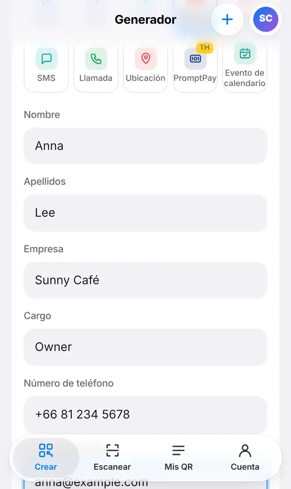 Formulario de tarjeta de contacto con el nombre Anna, el apellido Lee, la empresa Sunny Café, el cargo de dueña y un número de teléfono