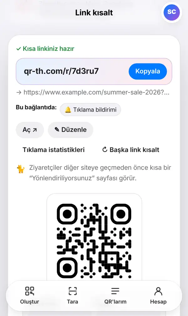 Kısa linkiniz hazır yazısı, Kopyala, Aç, Düzenle ve Tıklama istatistikleri düğmeleri ile altta QR kodun göründüğü sonuç ekranı